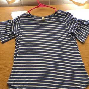Blue stripped blouse.